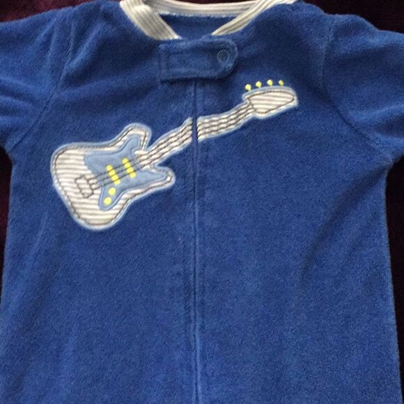 4/$20 Carter’s Guitar Pajamas Sz 3 M - Picture 2 of 4